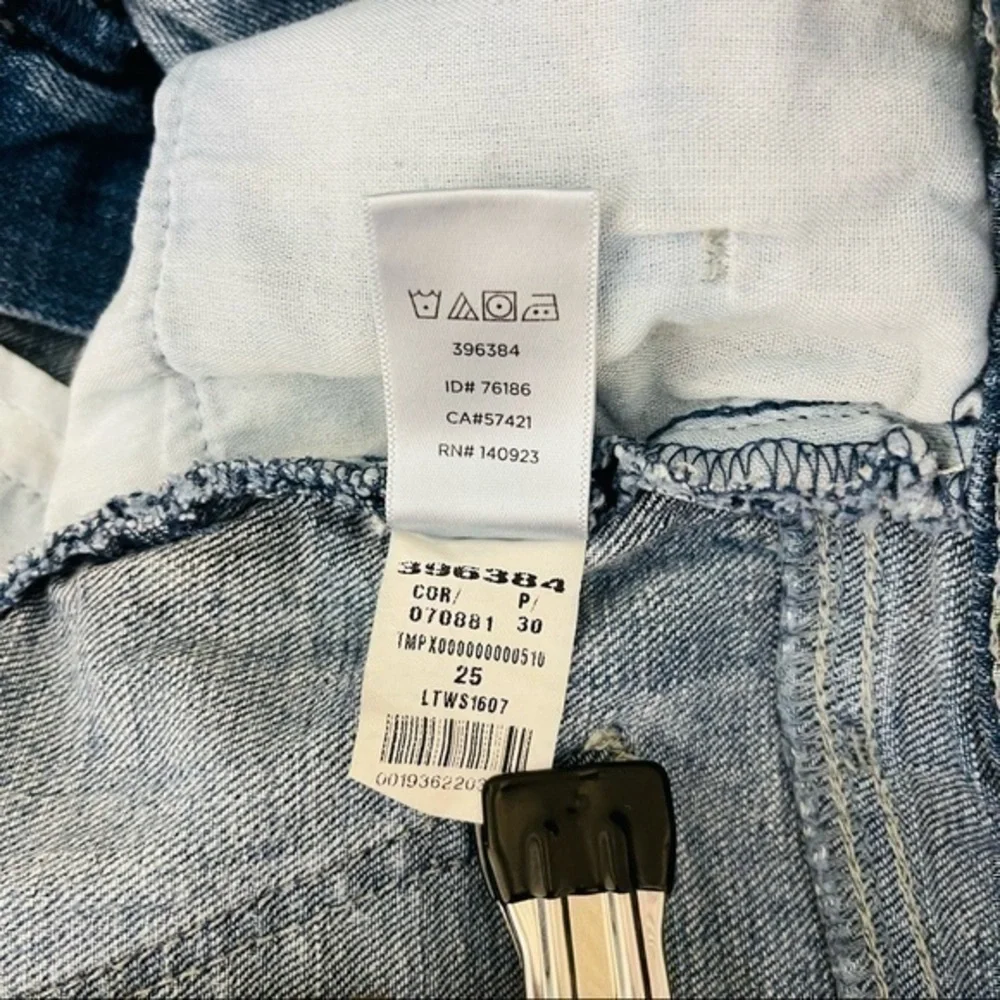 Ann Taylor Loft Jeans Shorts Size 25